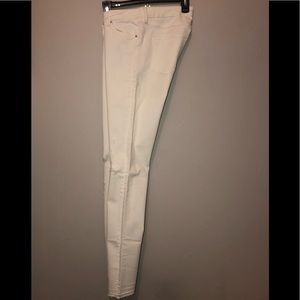 White skinny ripped jeans